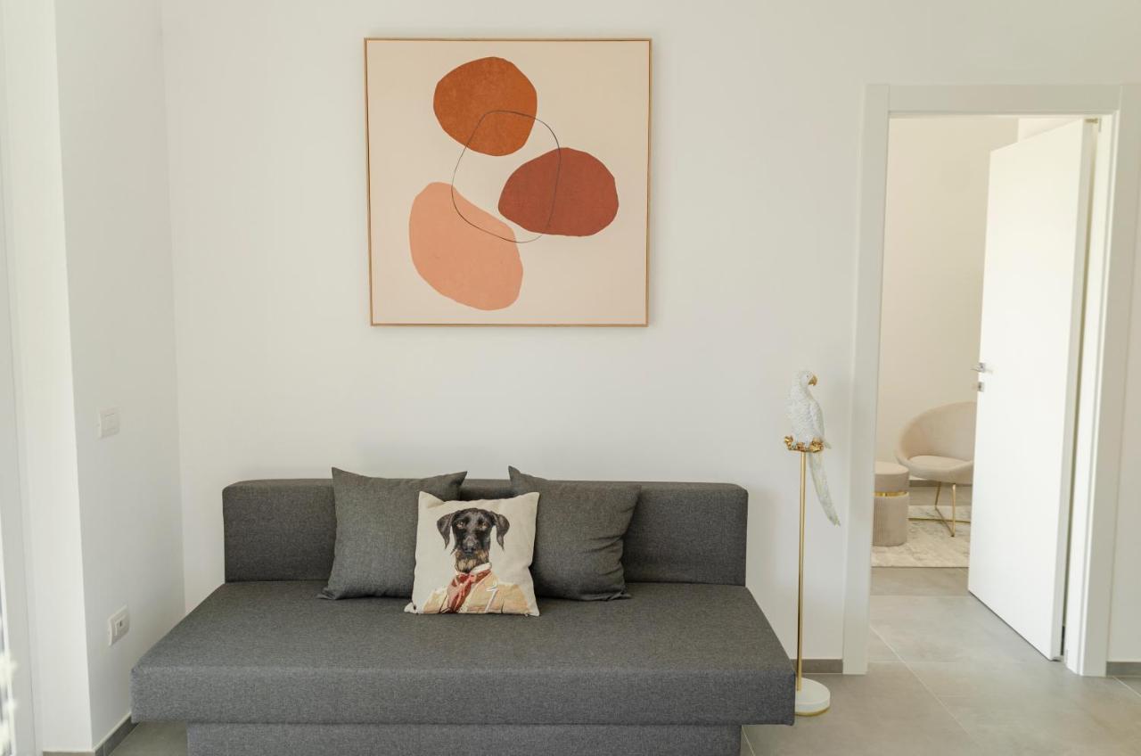 Apulialux - Exclusive And Modern City View, Private Parking Apartment Bari Exterior photo